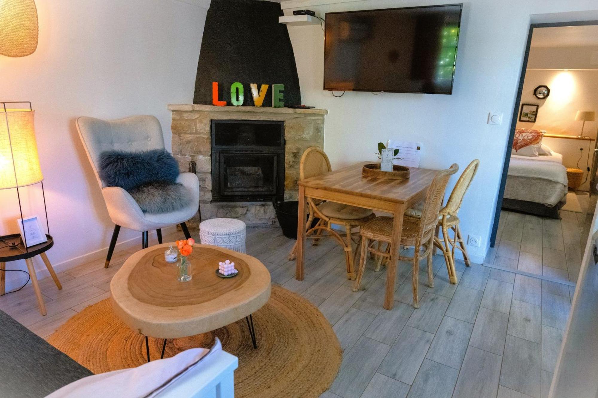 Domaine Les Deux Roches Apartamento Le Bar-sur-Loup Quarto foto