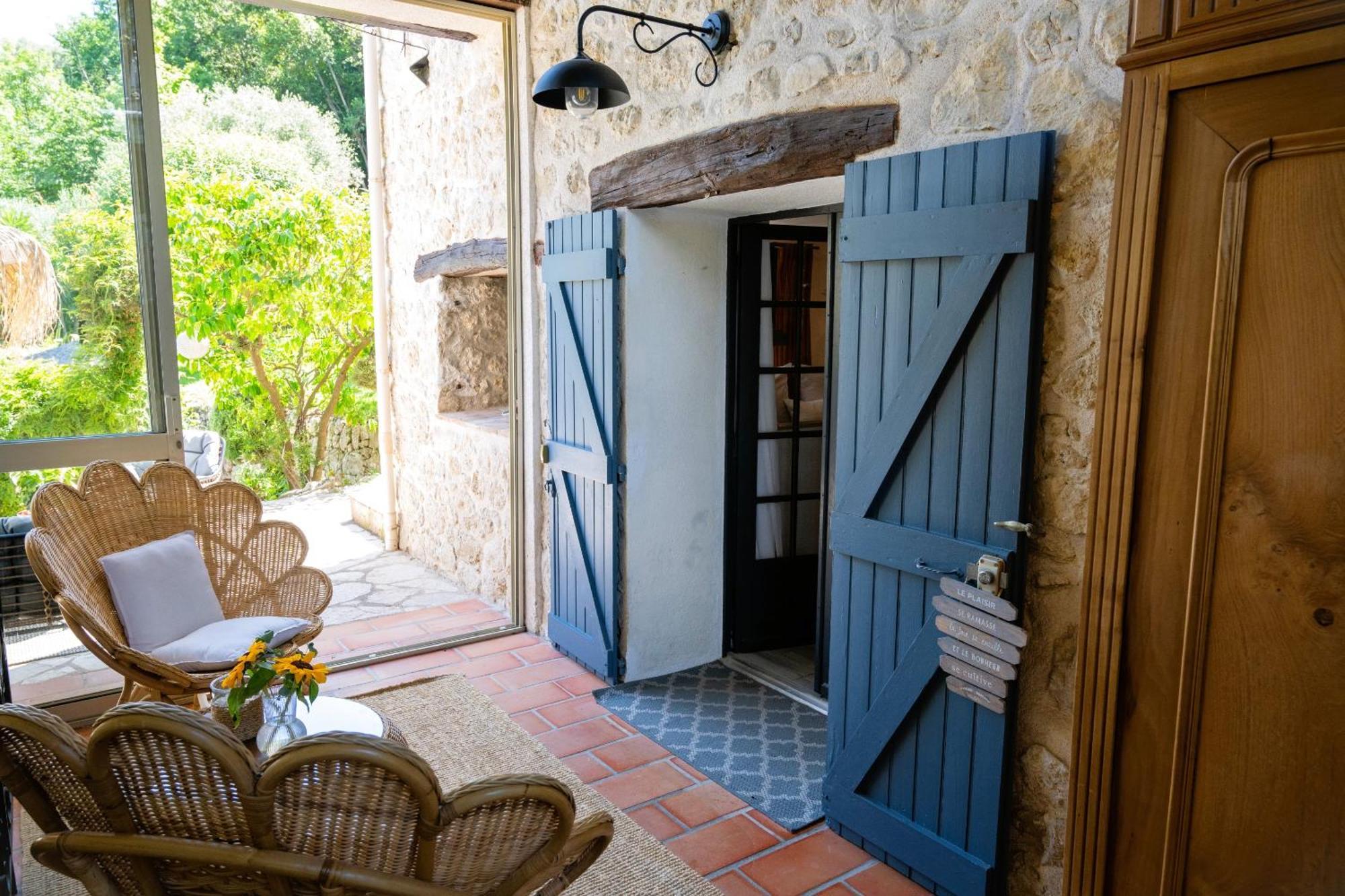 Domaine Les Deux Roches Apartamento Le Bar-sur-Loup Quarto foto