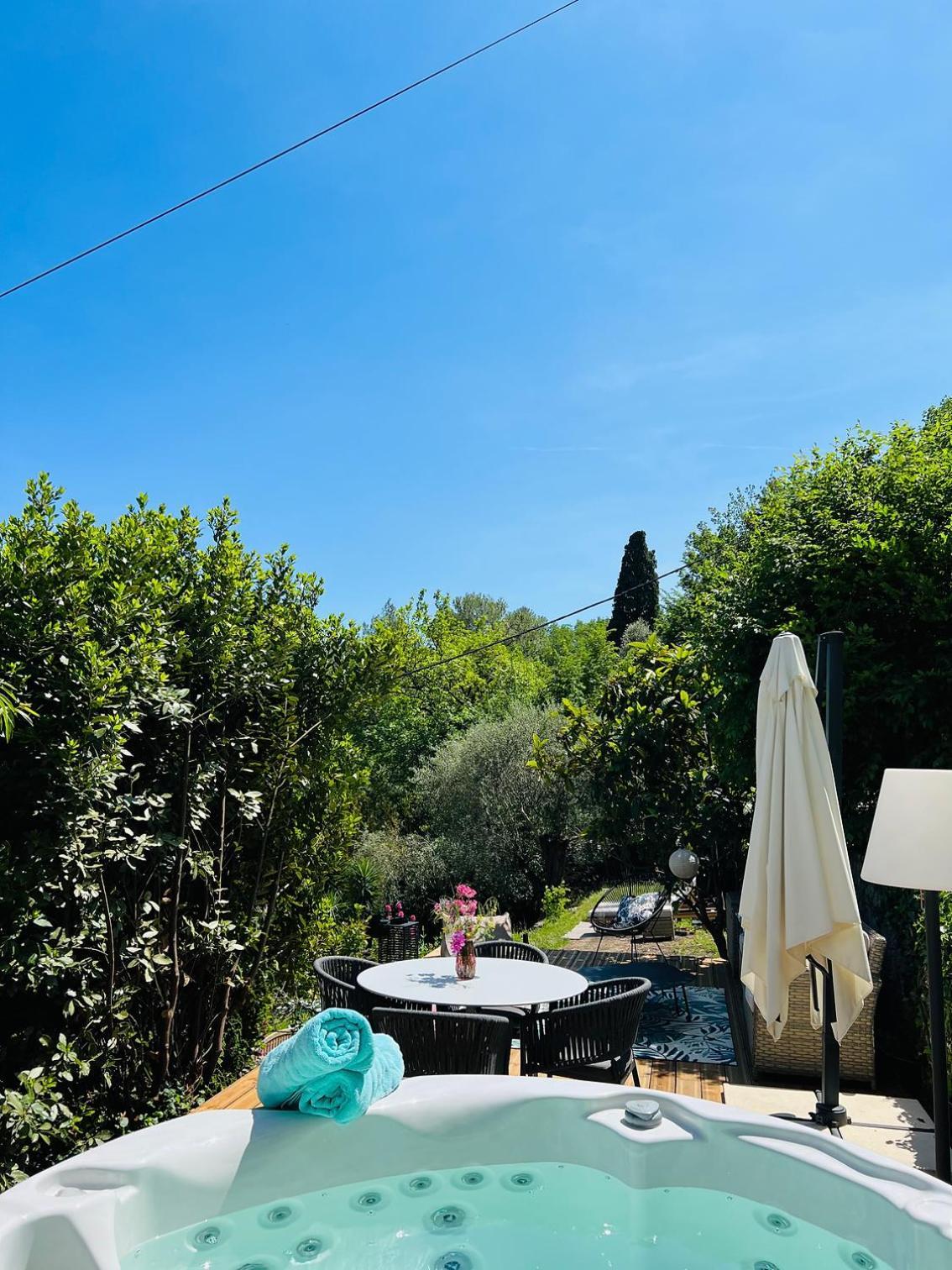 Domaine Les Deux Roches Apartamento Le Bar-sur-Loup Quarto foto